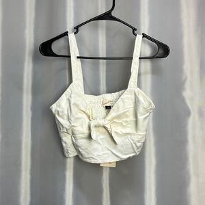 Universal thread women’s top. 1579